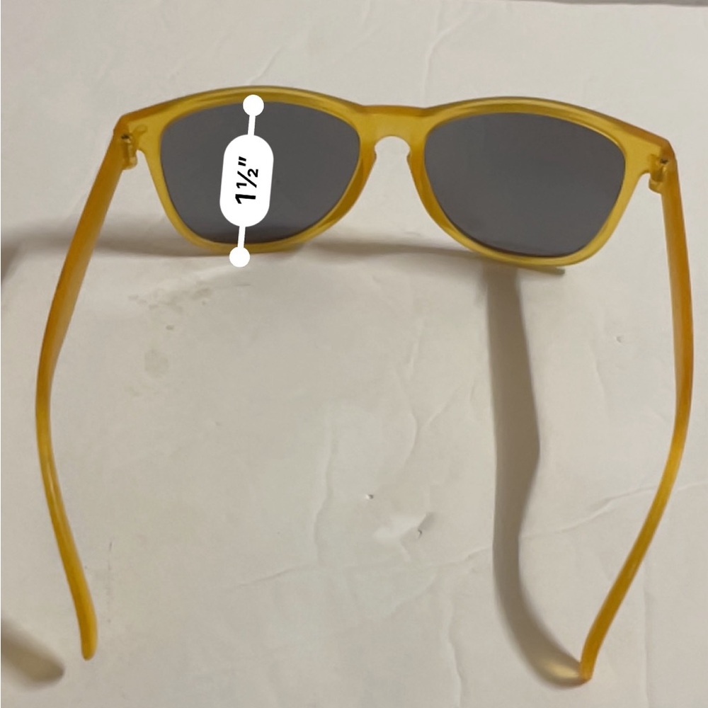 Orange Plastic Sunglasses Wayfarer Lenses Style with Black Case - Picture 10 of 11